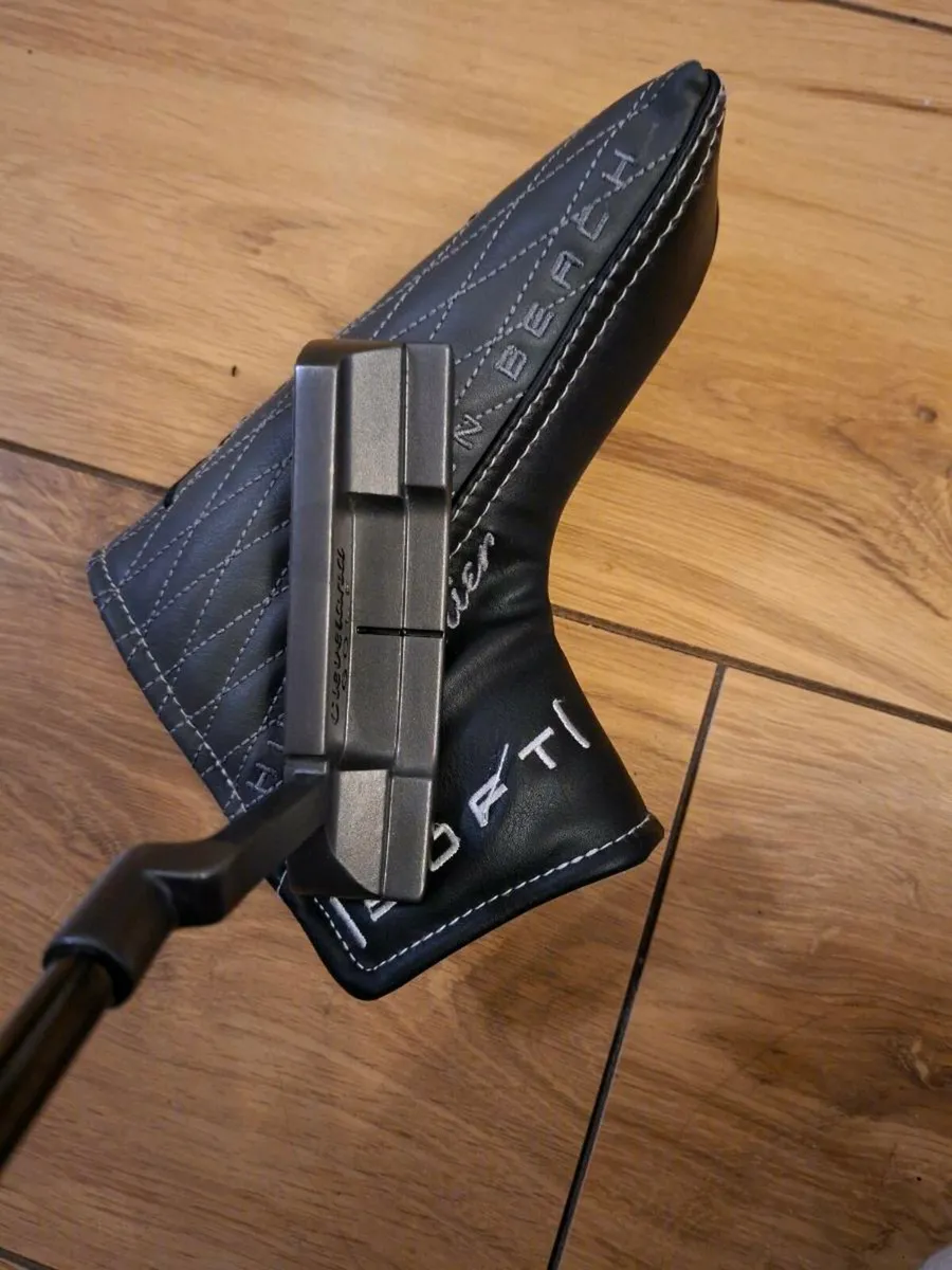 Cleveland Huntington Beach Soft 4 Putter - Image 3