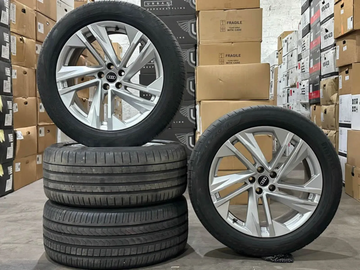 20" GENUINE OEM AUDI Q7 ALLOY WHEELS & TYRES - Image 1
