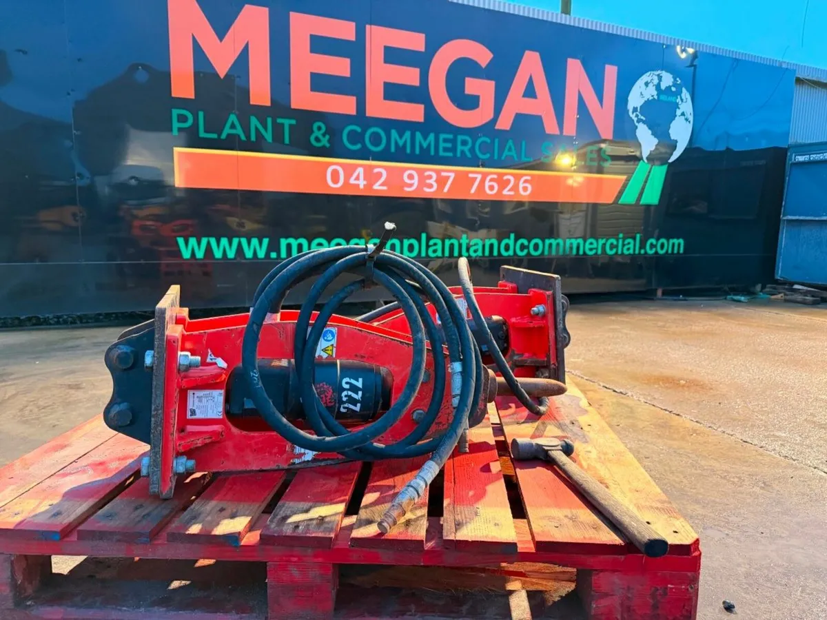 30MM RAMMER HAMMER to suit mini digger.....207F - Image 1