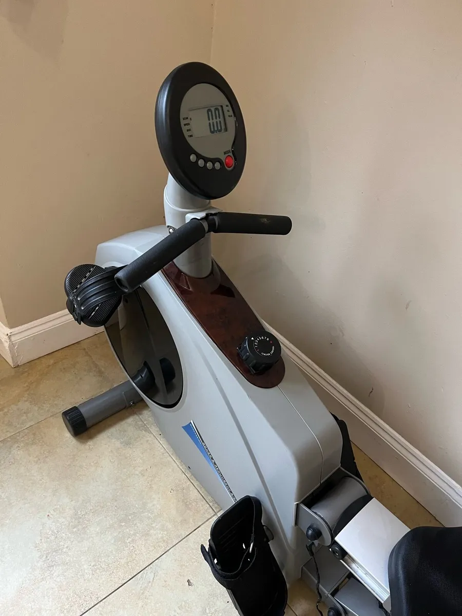 Recumbent Exercise Bike & rowing machine 2 in 1 - Image 2