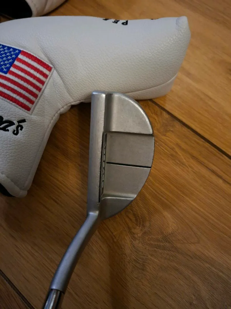 Odyssey White Hot Rx9 Ladies or Teenager Putter - Image 2