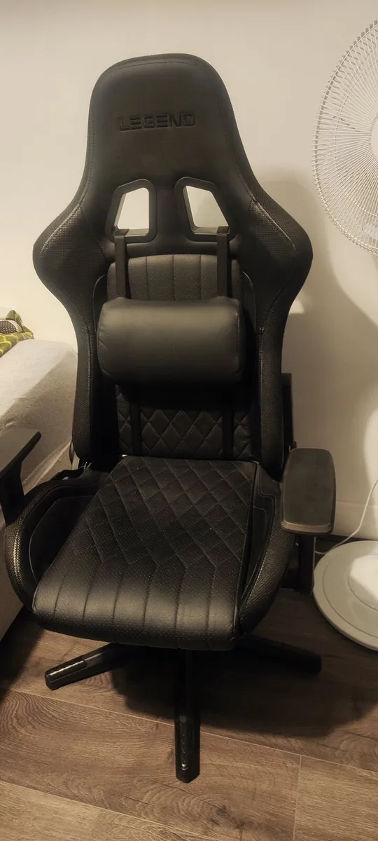 Gaming chair