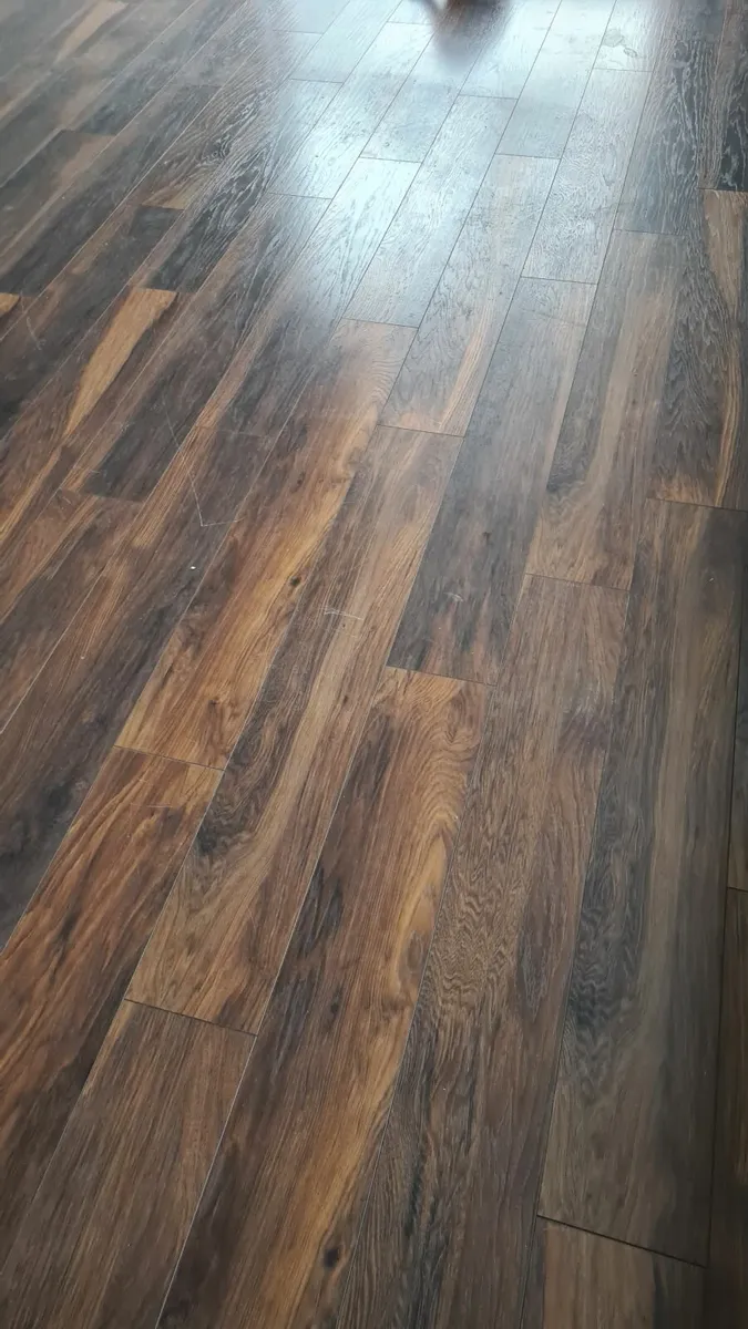 Wooden floor - Image 1