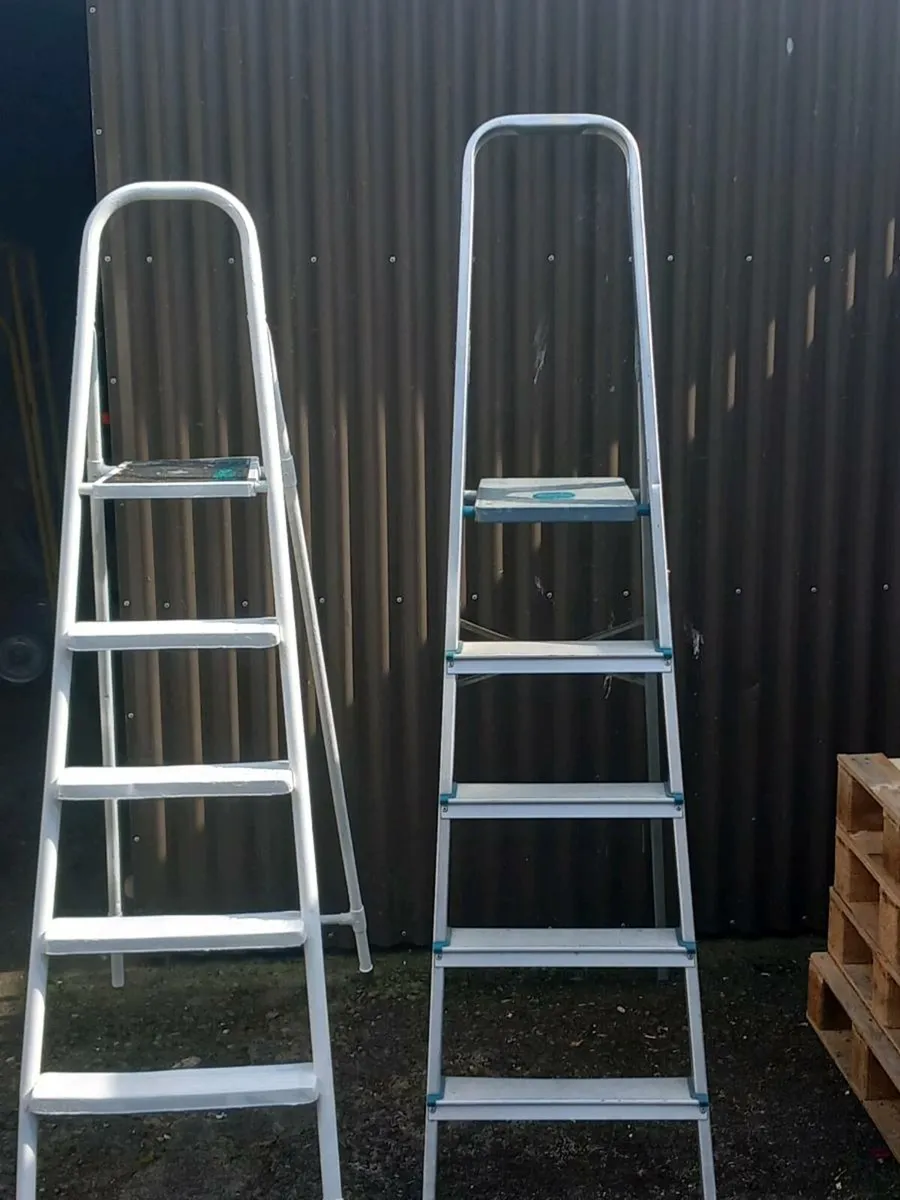 Step ladders - Image 1