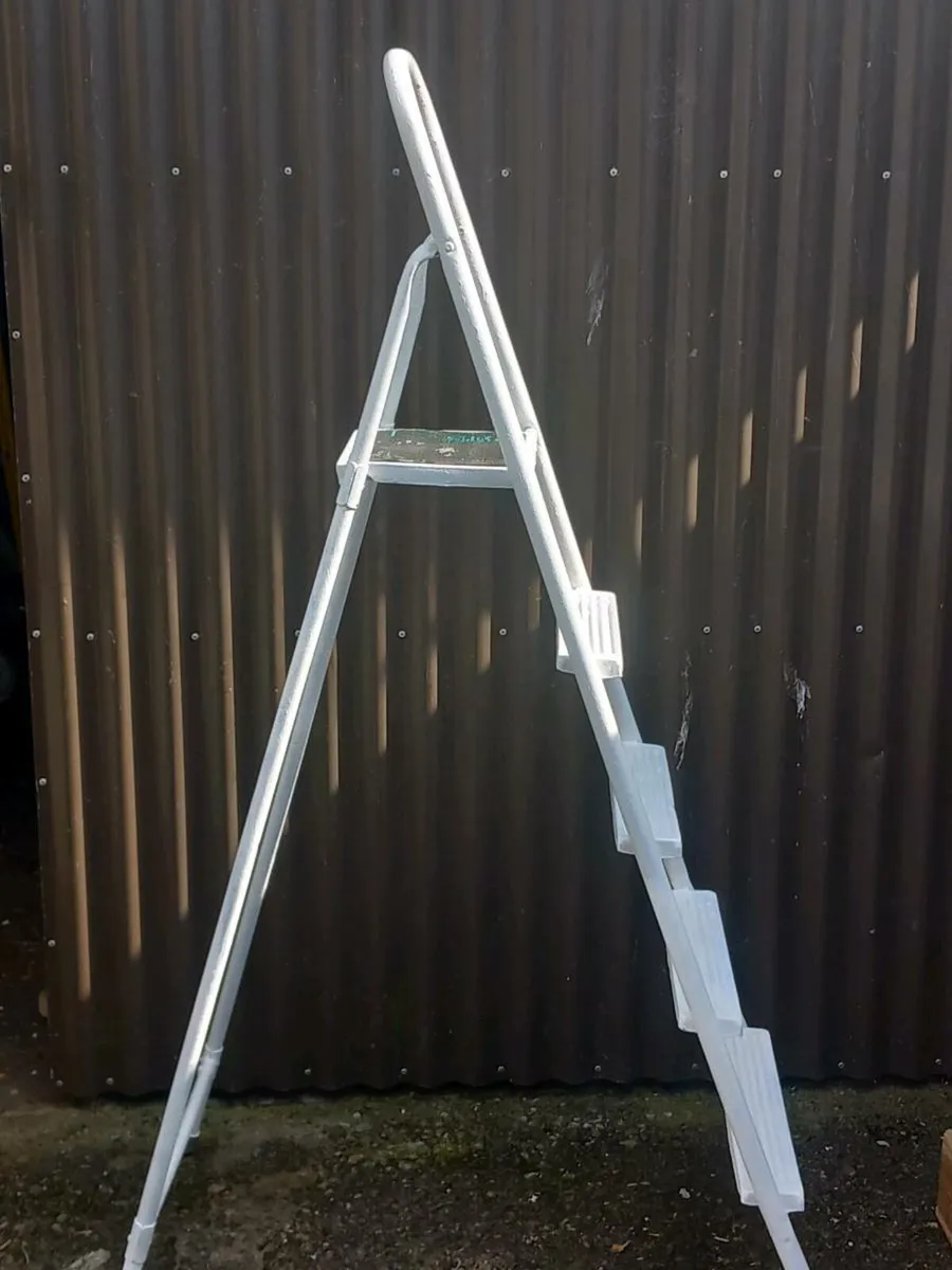 Step ladders - Image 4