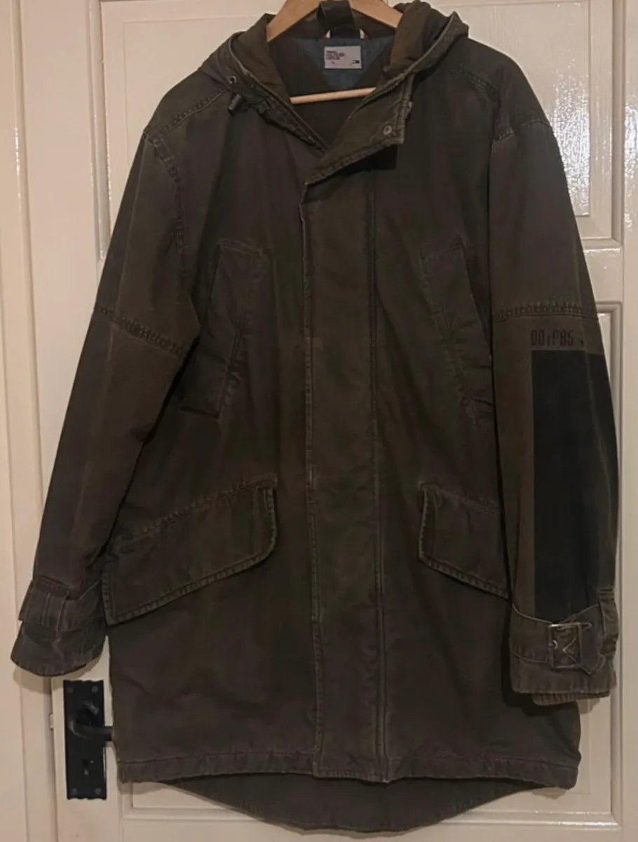 Men’s Tommy Hilfiger coat - Image 1