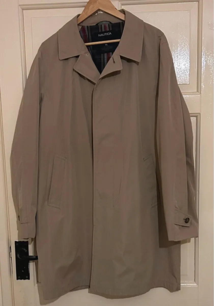 Men’s trench coat - Image 1