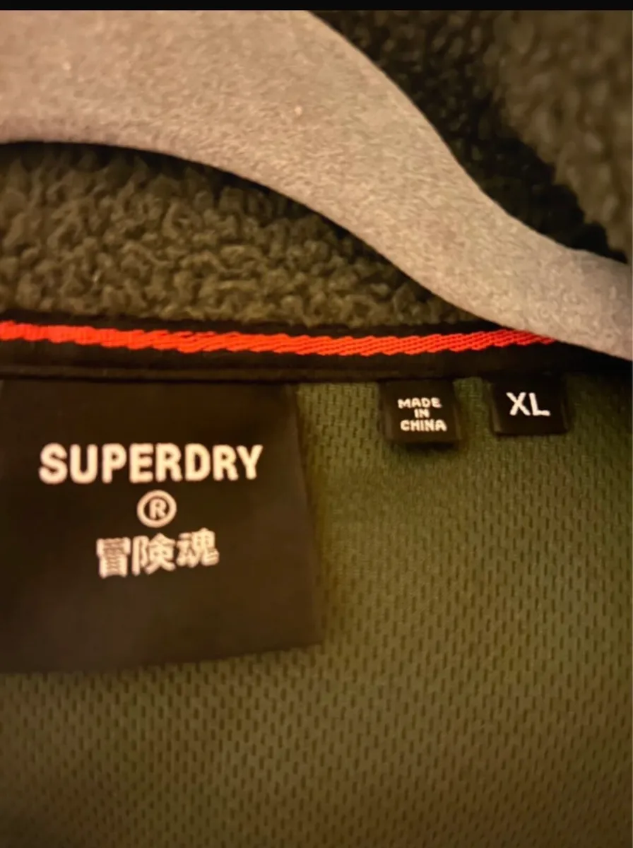 Men’s Superdry jacket - Image 2
