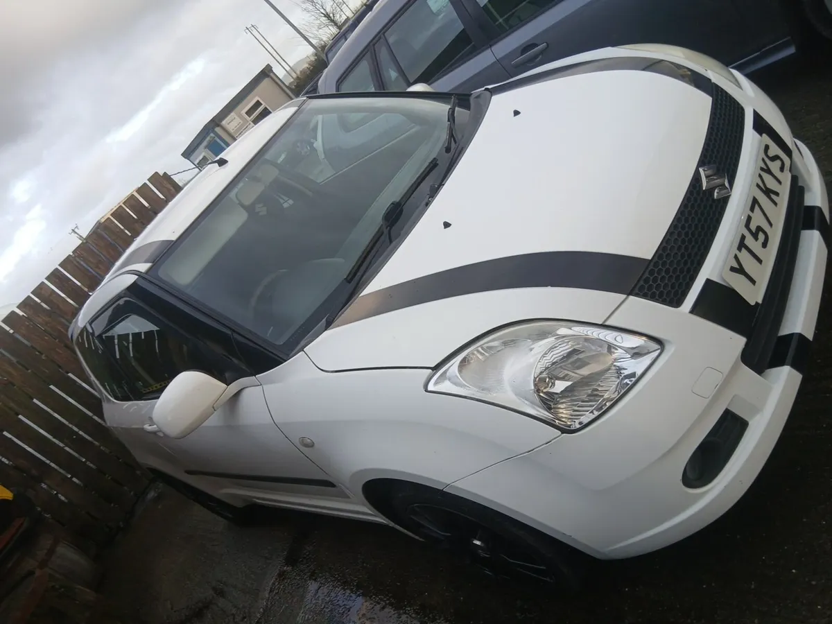 Suzuki Swift - Image 1