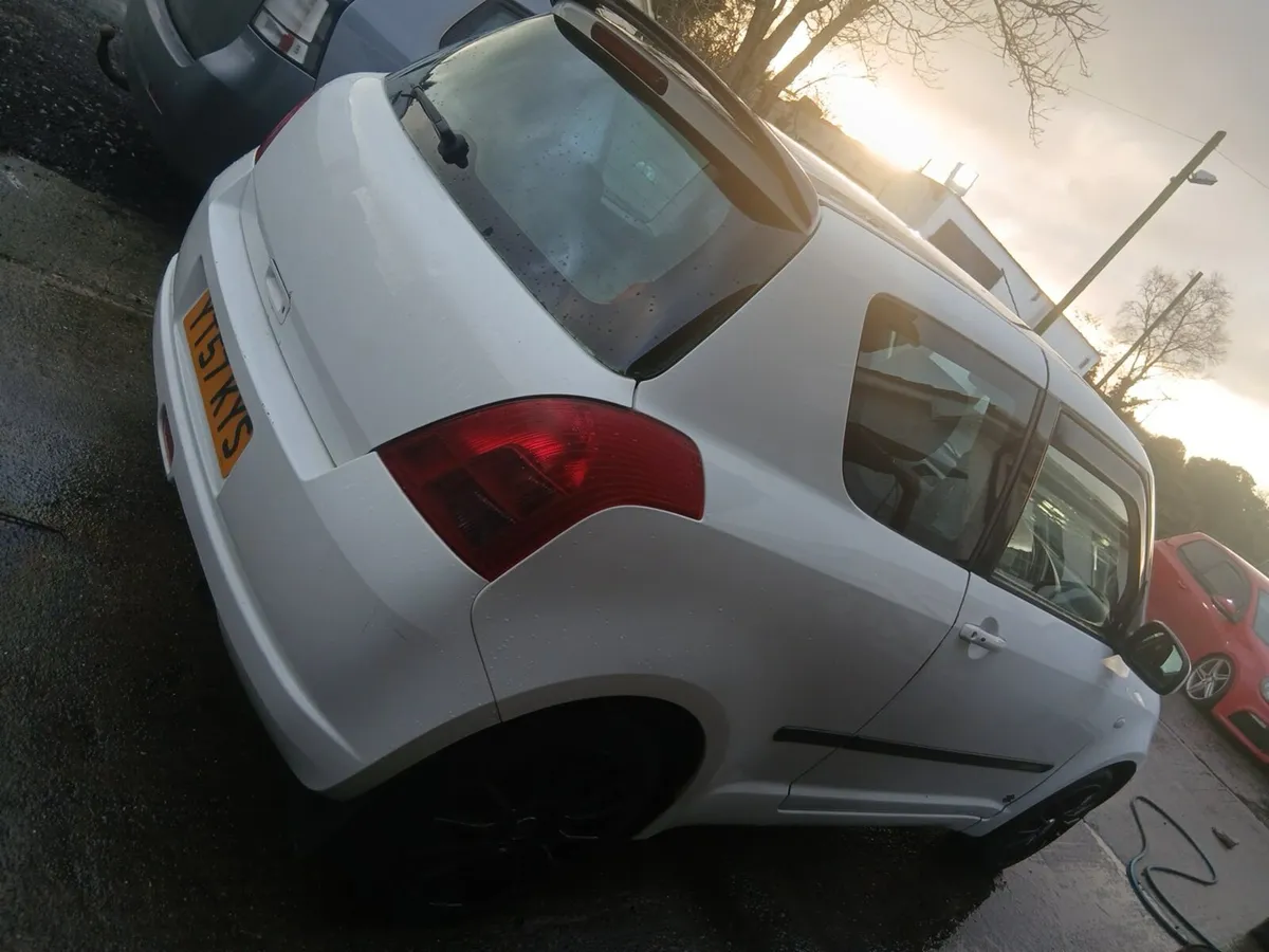 Suzuki Swift - Image 3