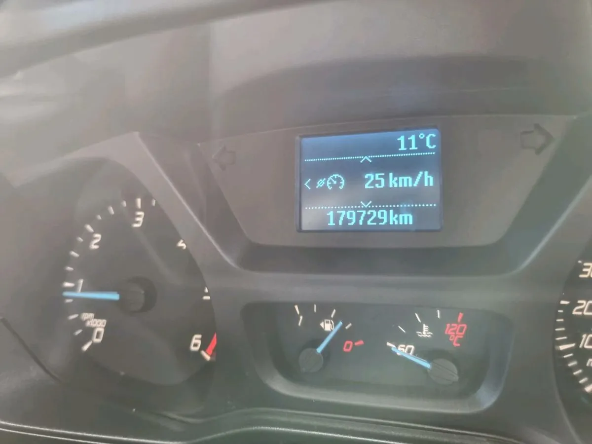 Ford Transit Custom - Image 4