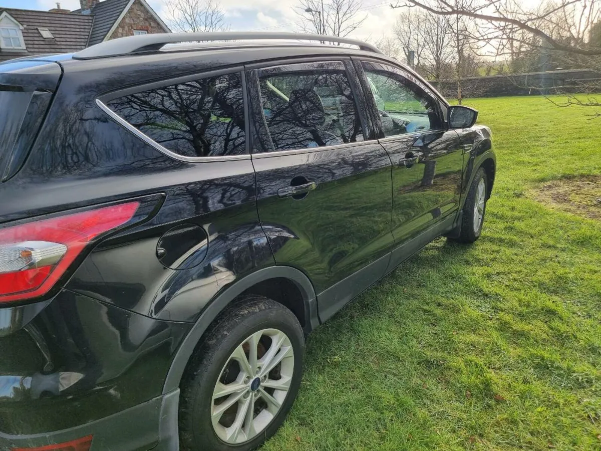 Ford Luga Commercial - Image 4