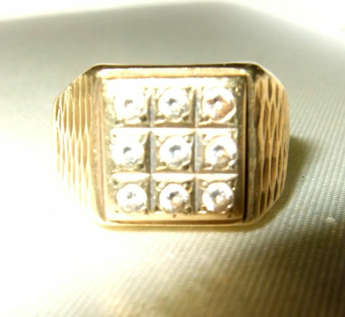 Vintage Gentlemans Gemset Ring - Image 2