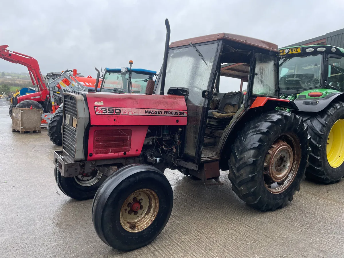 1988 Massey Ferguson 390 2wd - Image 1