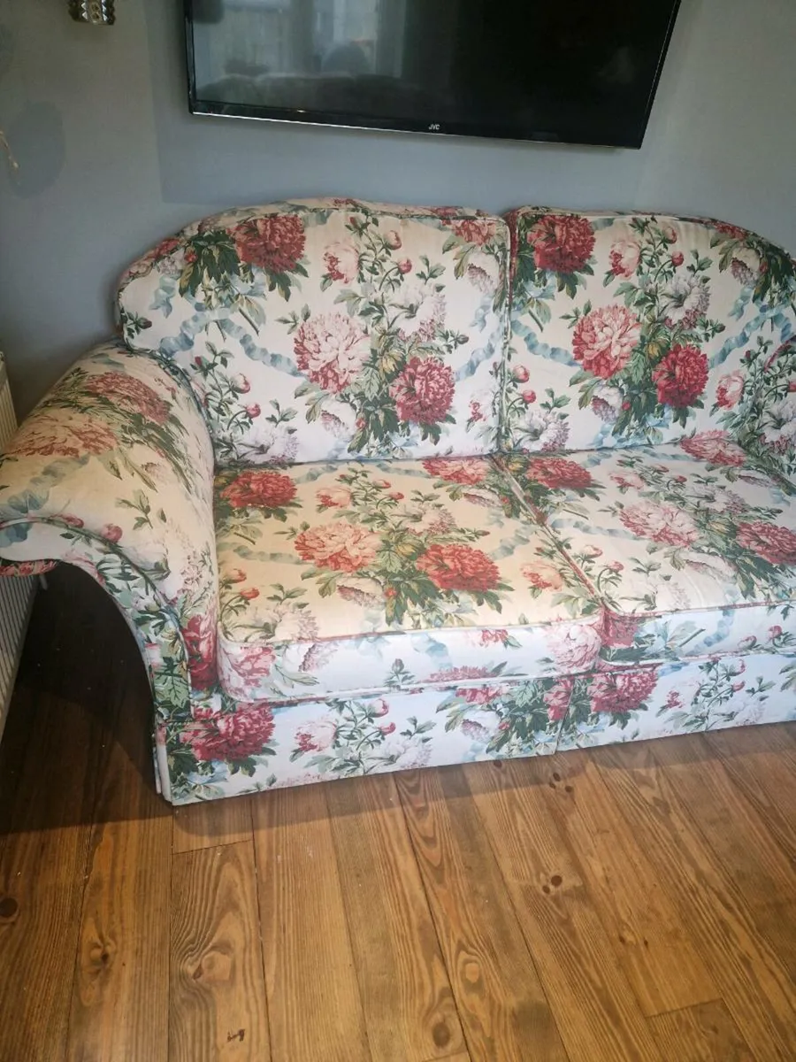 Sofa - Image 4