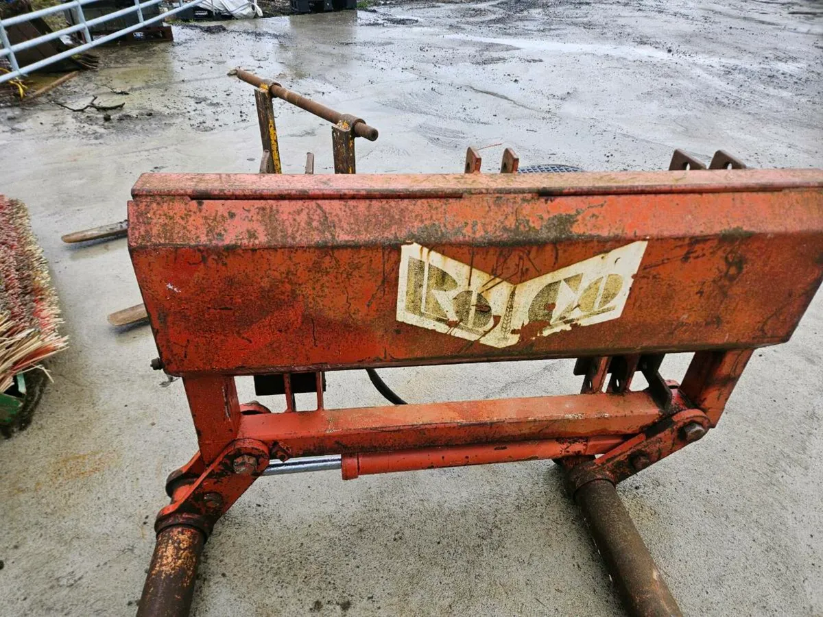 Bale handler - Image 2