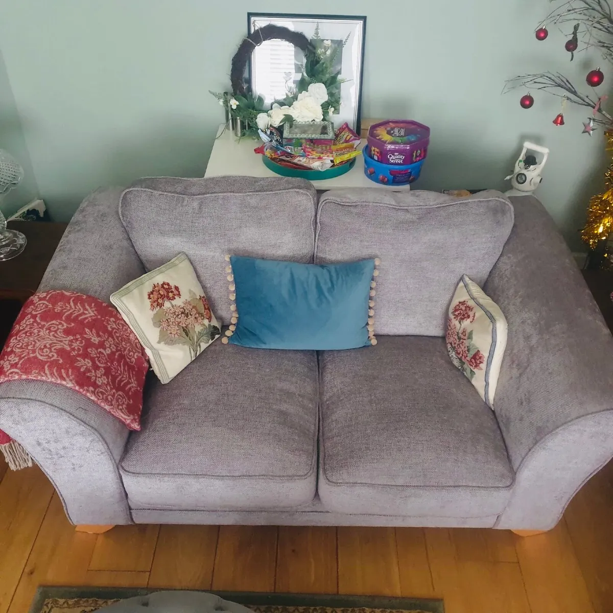 Couches  - free - Image 1