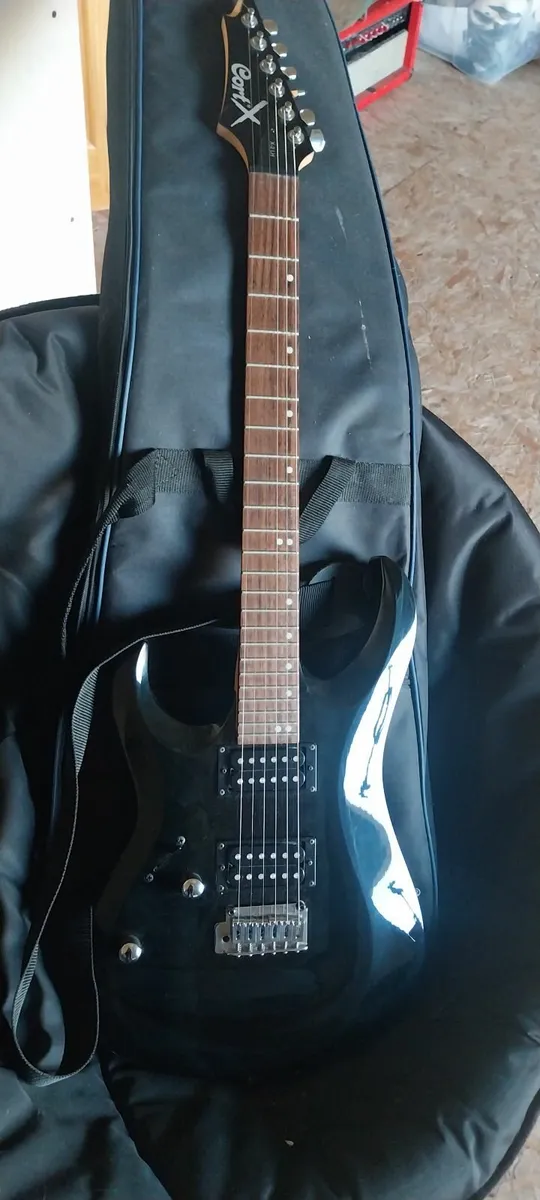 Left handed Cort Electric guitar - Image 2