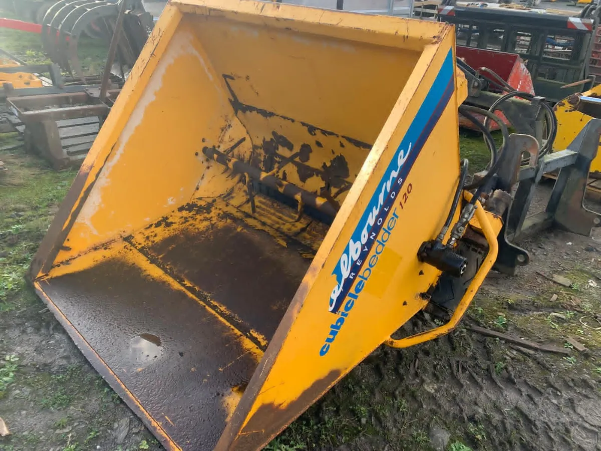 SHELBOURNE 120 CUBICLE BEDDER - Image 2