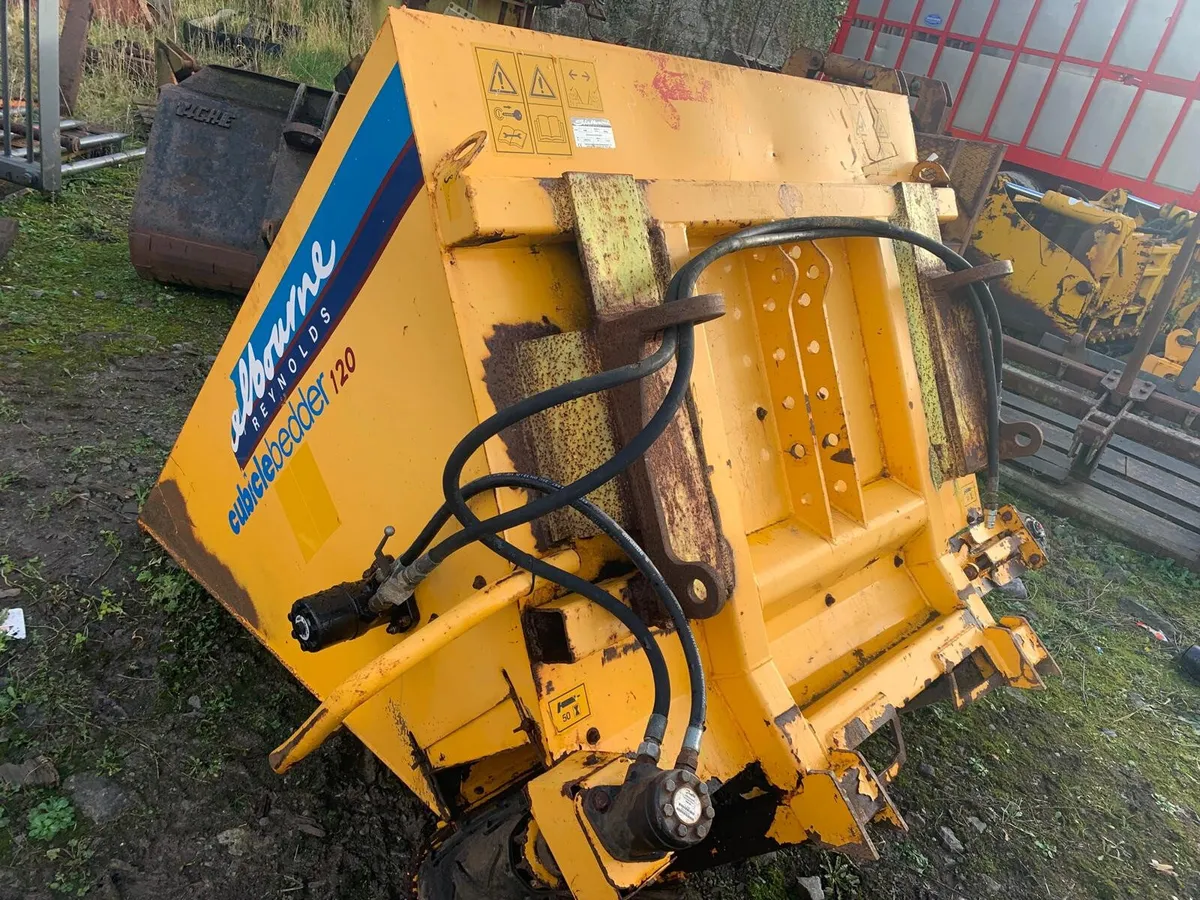 SHELBOURNE 120 CUBICLE BEDDER - Image 3