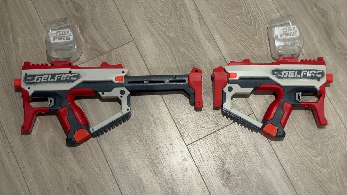 2 x Nerf Gelfire Mythic Guns - Image 2