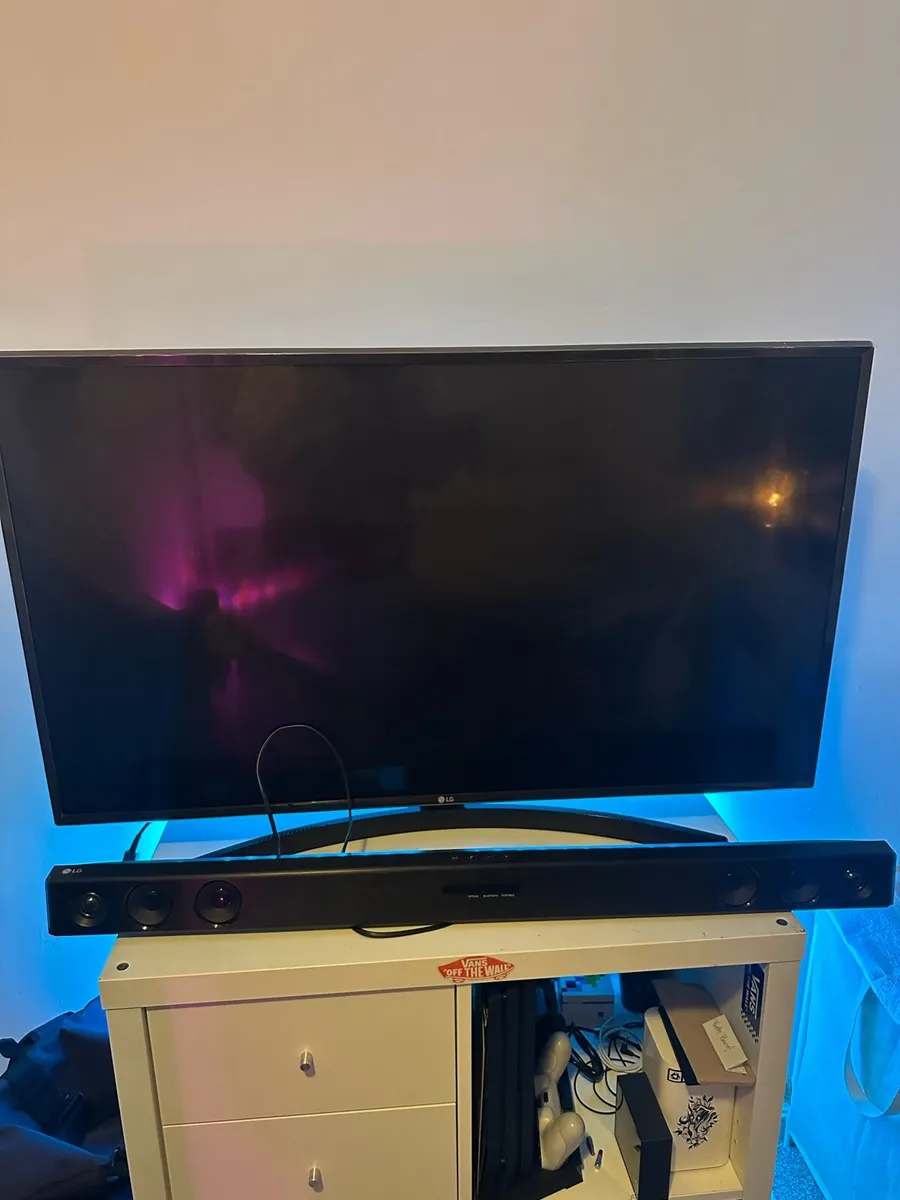 LG TV + LG soundbar - excellent condition - Image 4