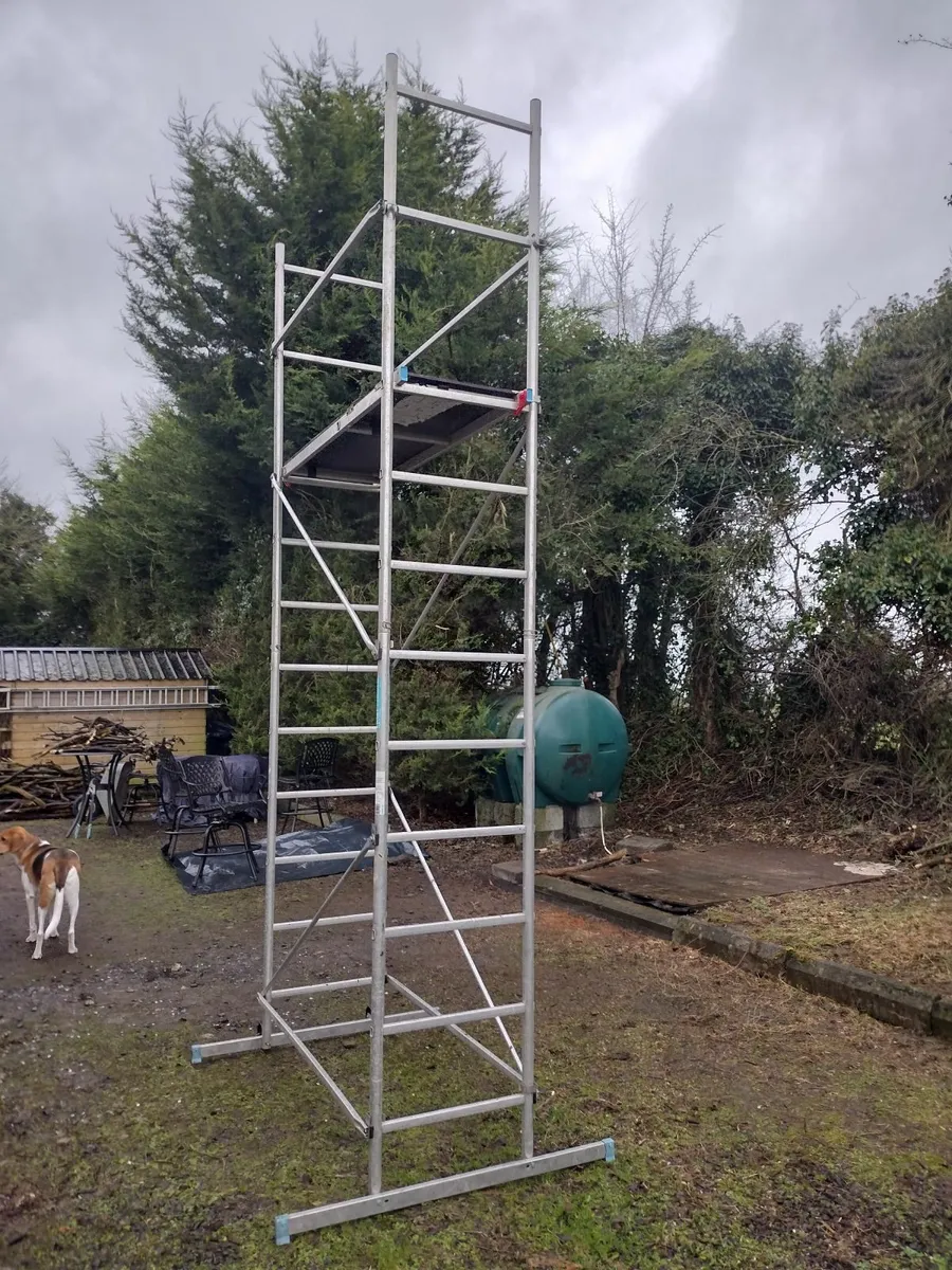 Scaffold tower - Image 2