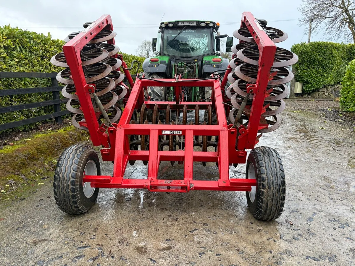 Farmforce 4m trailed press - Image 2