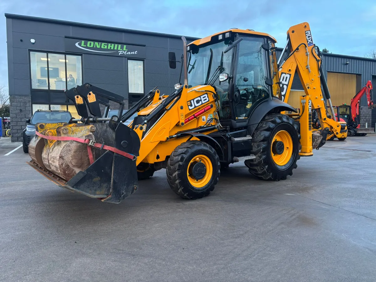 2023 JCB 3CX SITEMASTER PLUS BACKHOE - Image 2