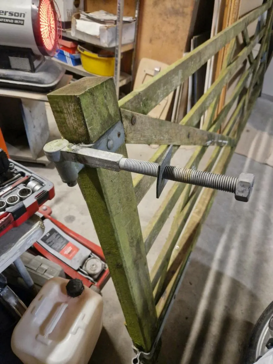 12ft Timber Gate - Image 2