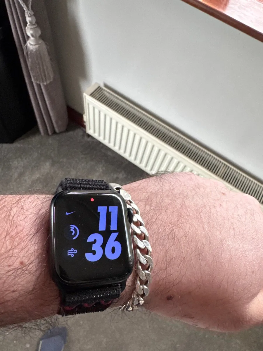 Apple Watch SE