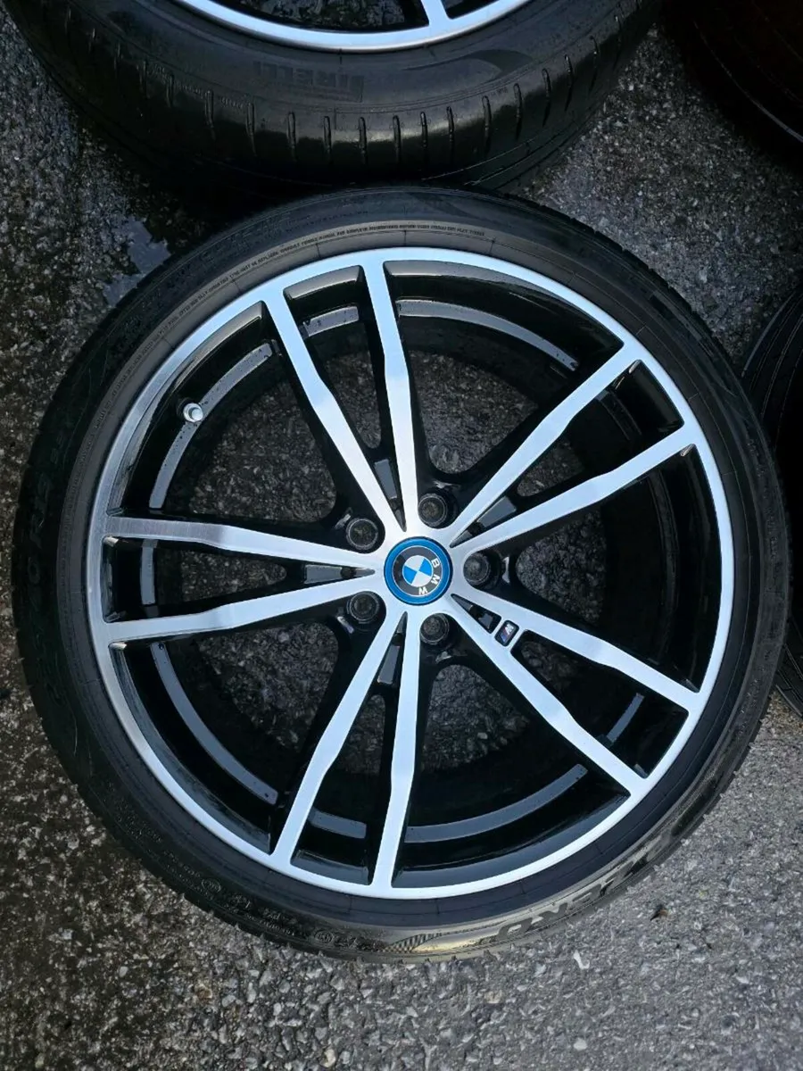 Genuine BMW G20 791M R19 Alloys with Tyres - Image 3