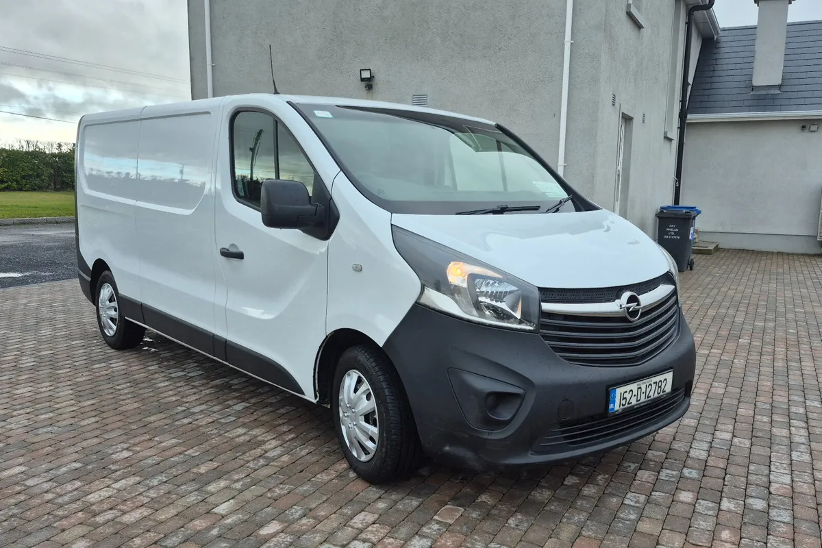 2015 Opel Vivaro - Image 1