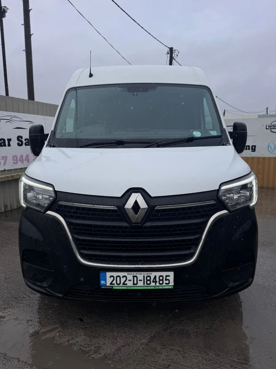 202 Renault Master 2.3D FWD LM35 DCI 135 BUSINE II - Image 2