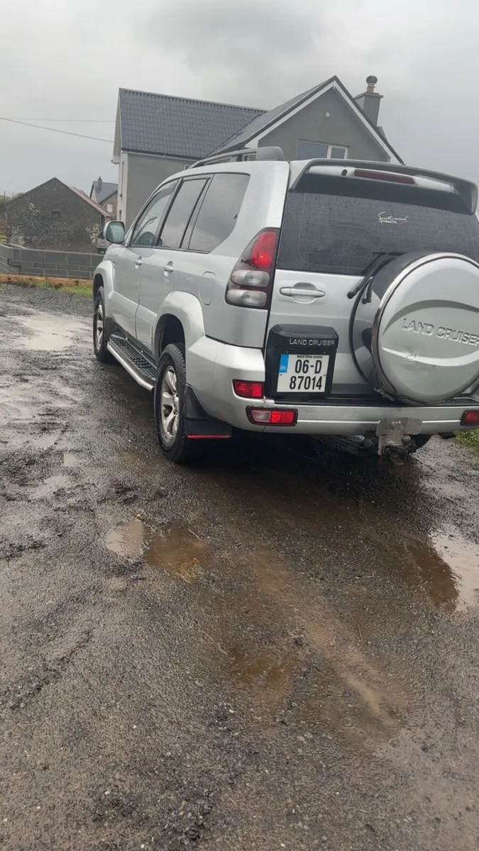 Toyota Landcruiser - Image 3