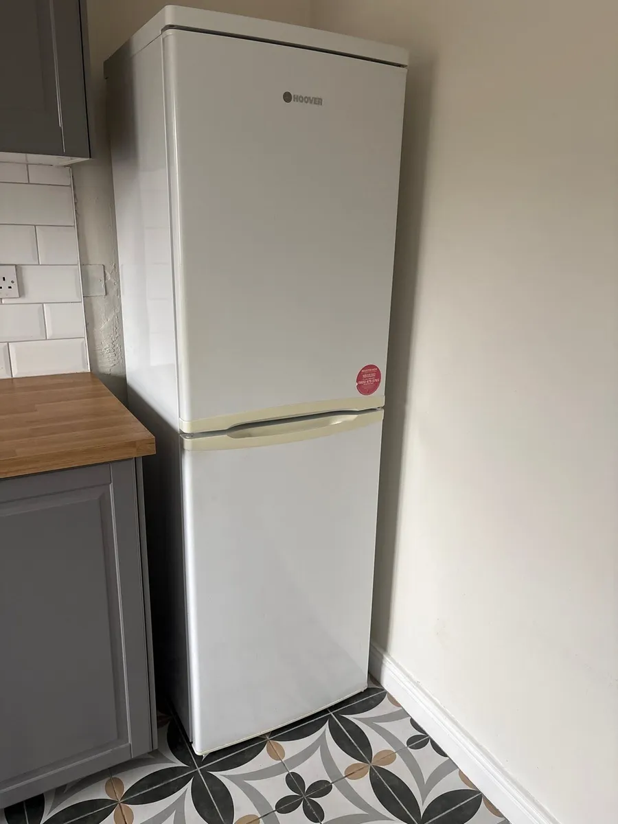 Hoover fridge freezer - Image 1