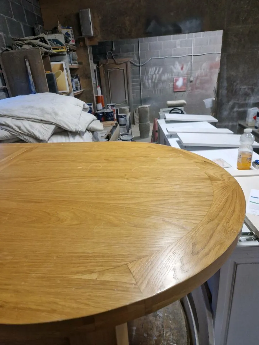 solid Oak Table & 6 Chairs - Image 4