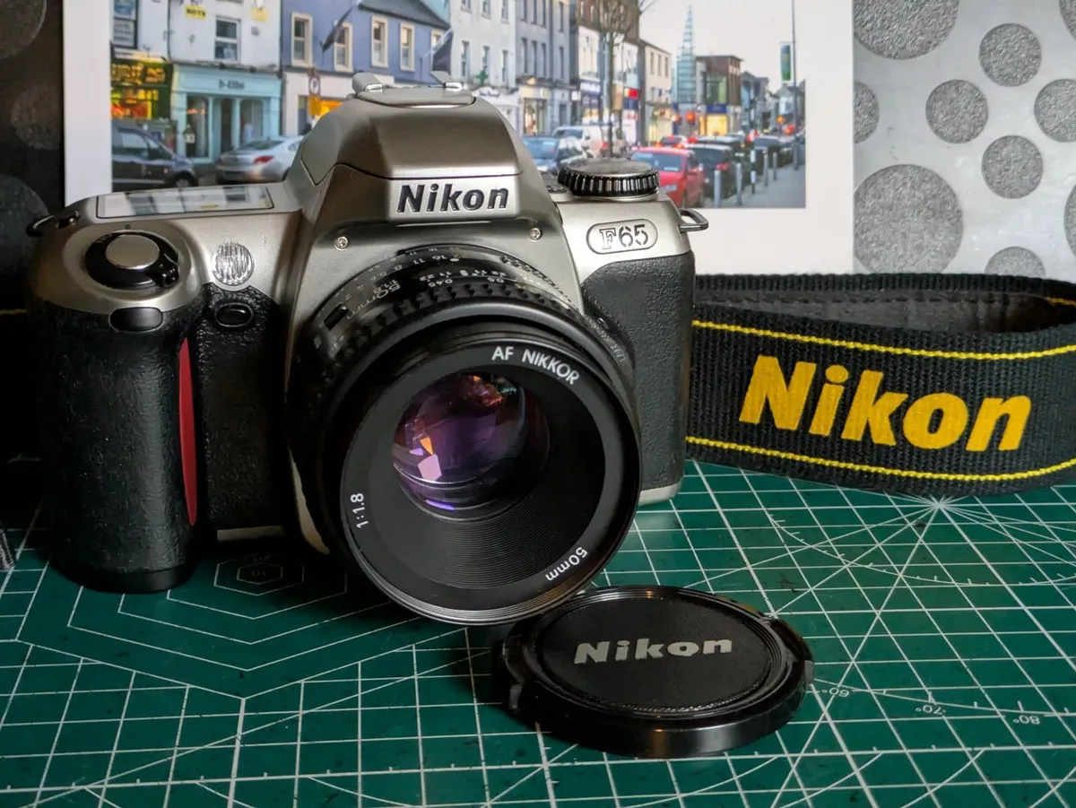 🎞️ Nikon F65 autofocus film SLR + 50mm/ 1.8 - Image 1