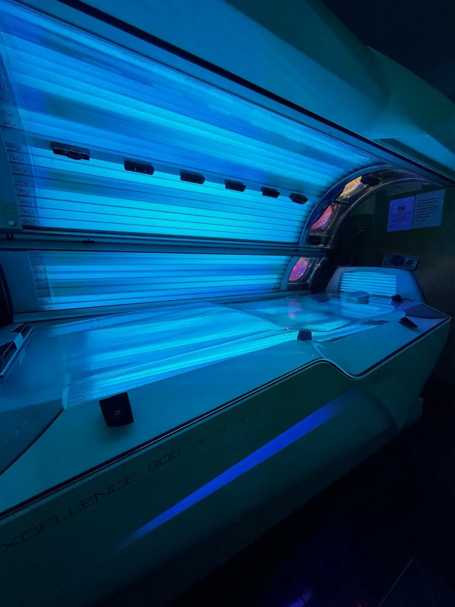 Tanning Bed - Image 4