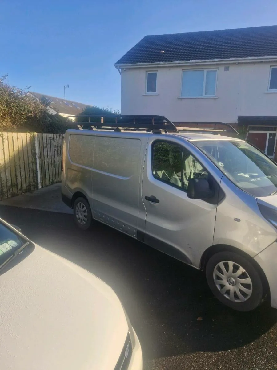 Renault traffic - Image 4