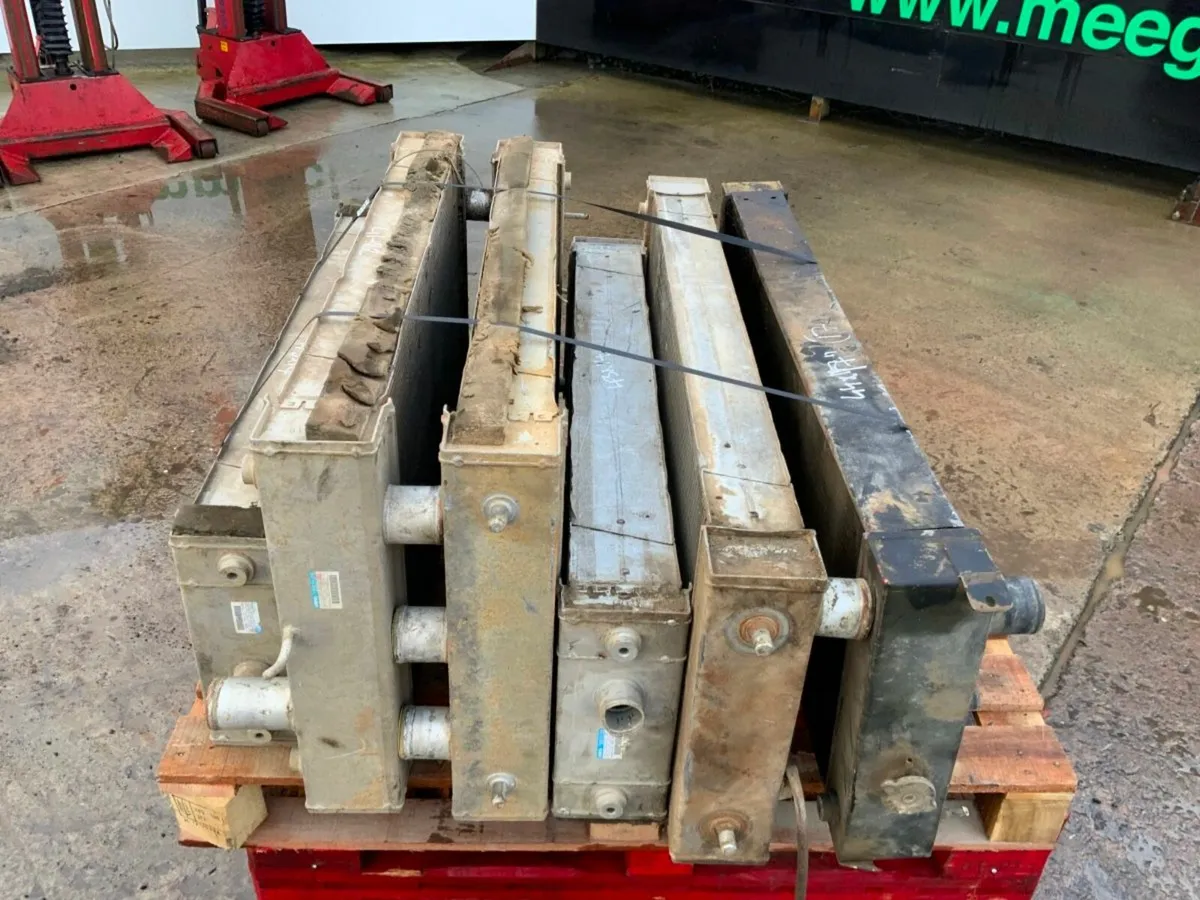 RADIATORS / COOLERS .ASSORTED SIZE.. - Image 3