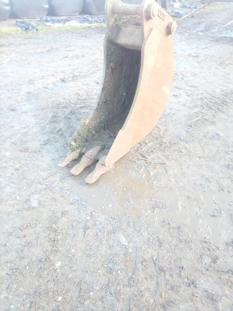 8ft  grading bucket - Image 2