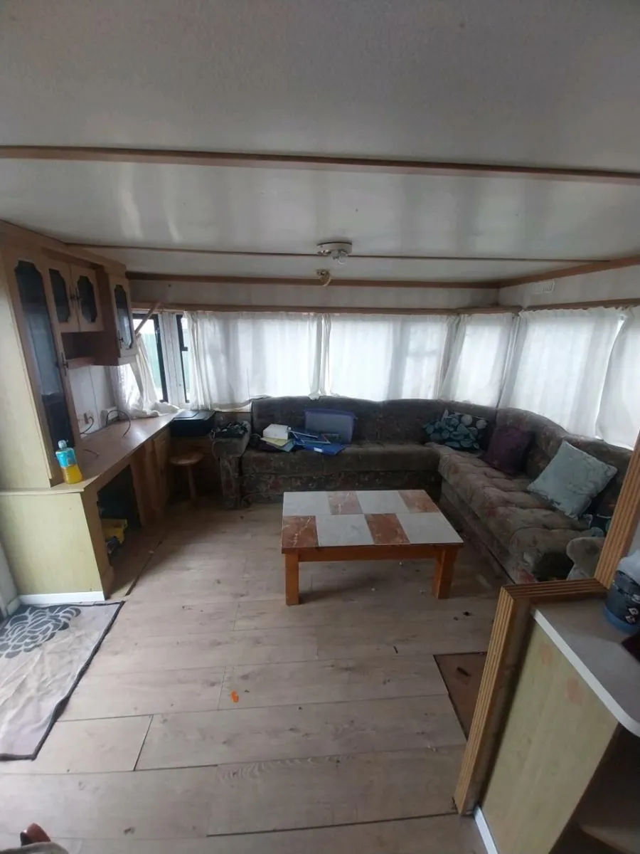 Mobile home - Image 2