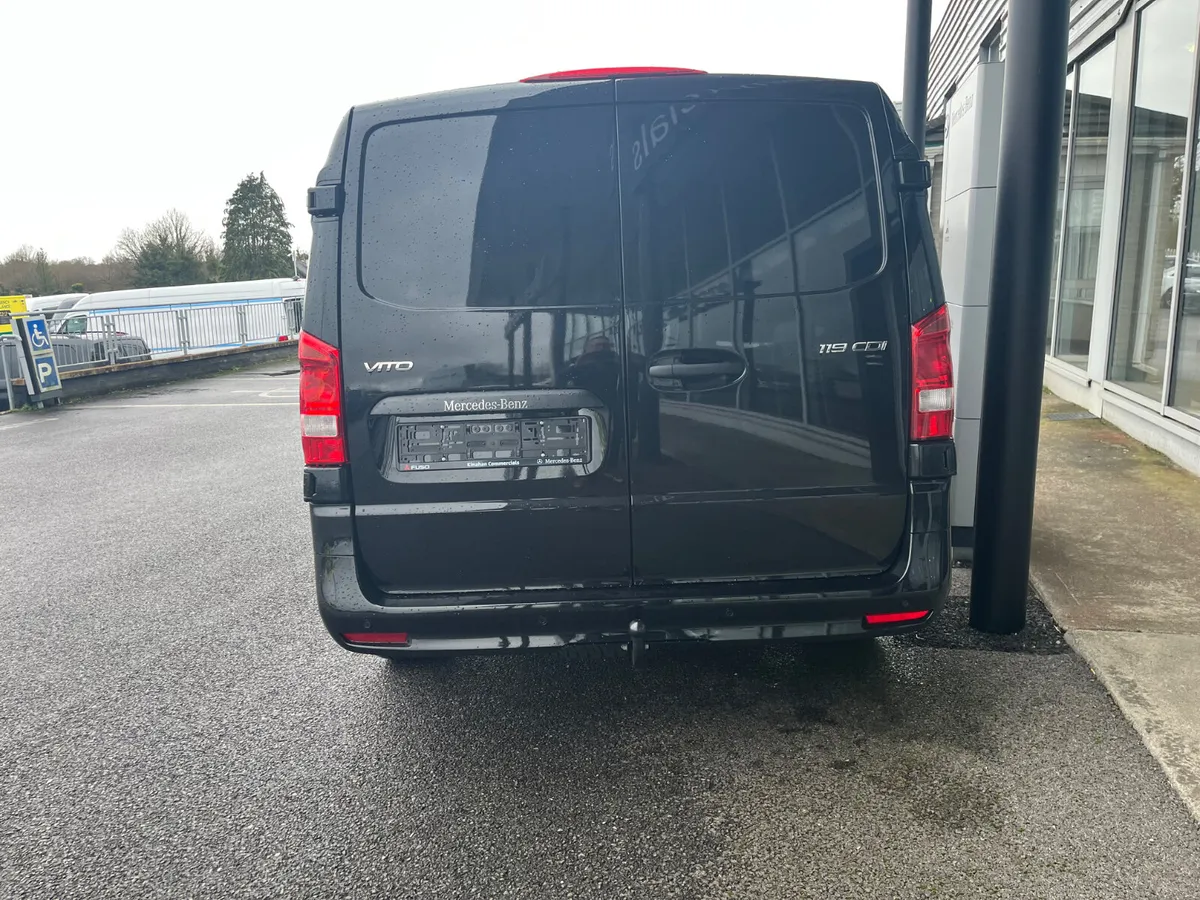 261 Mercedes-Benz Vito 119 Ex Long Auto - Image 4