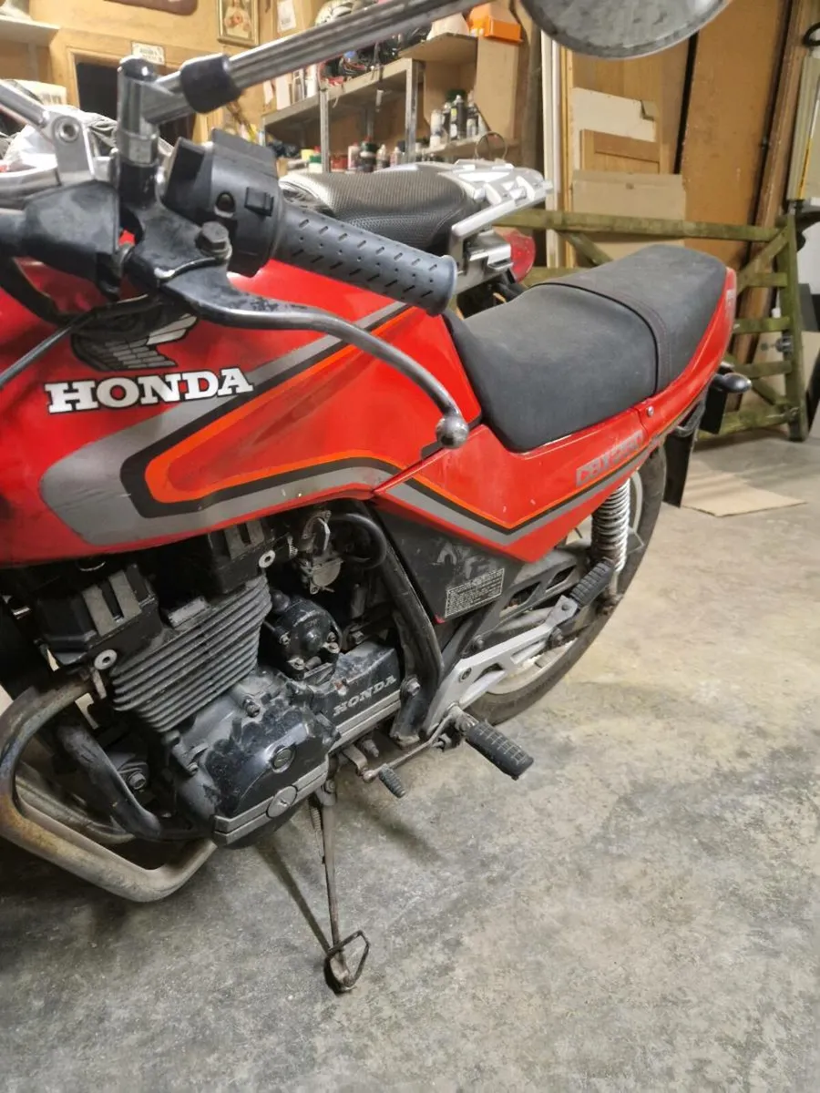 1984 Honda CBX 250RS - Image 4