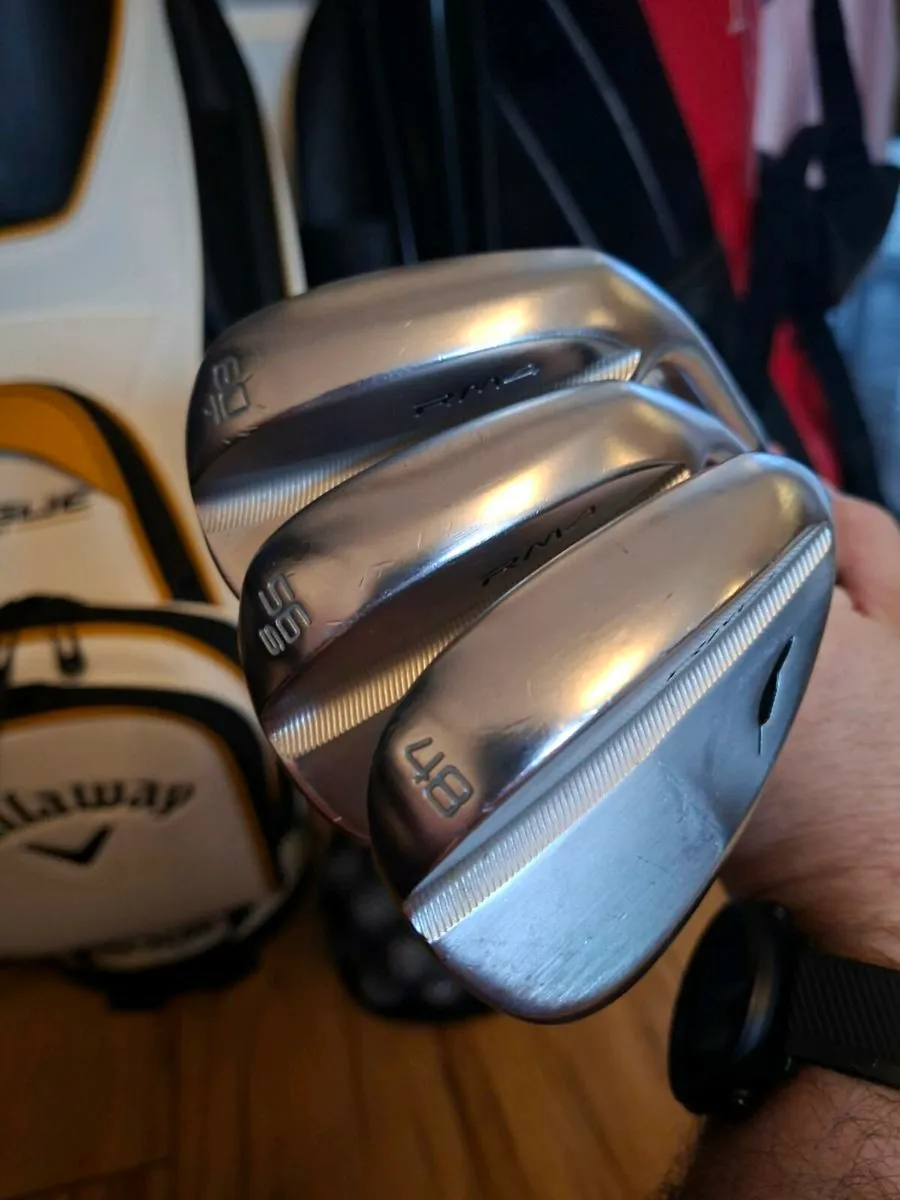 Nice Japanese Fourteen Forged Rm4 Wedge Set - Image 1