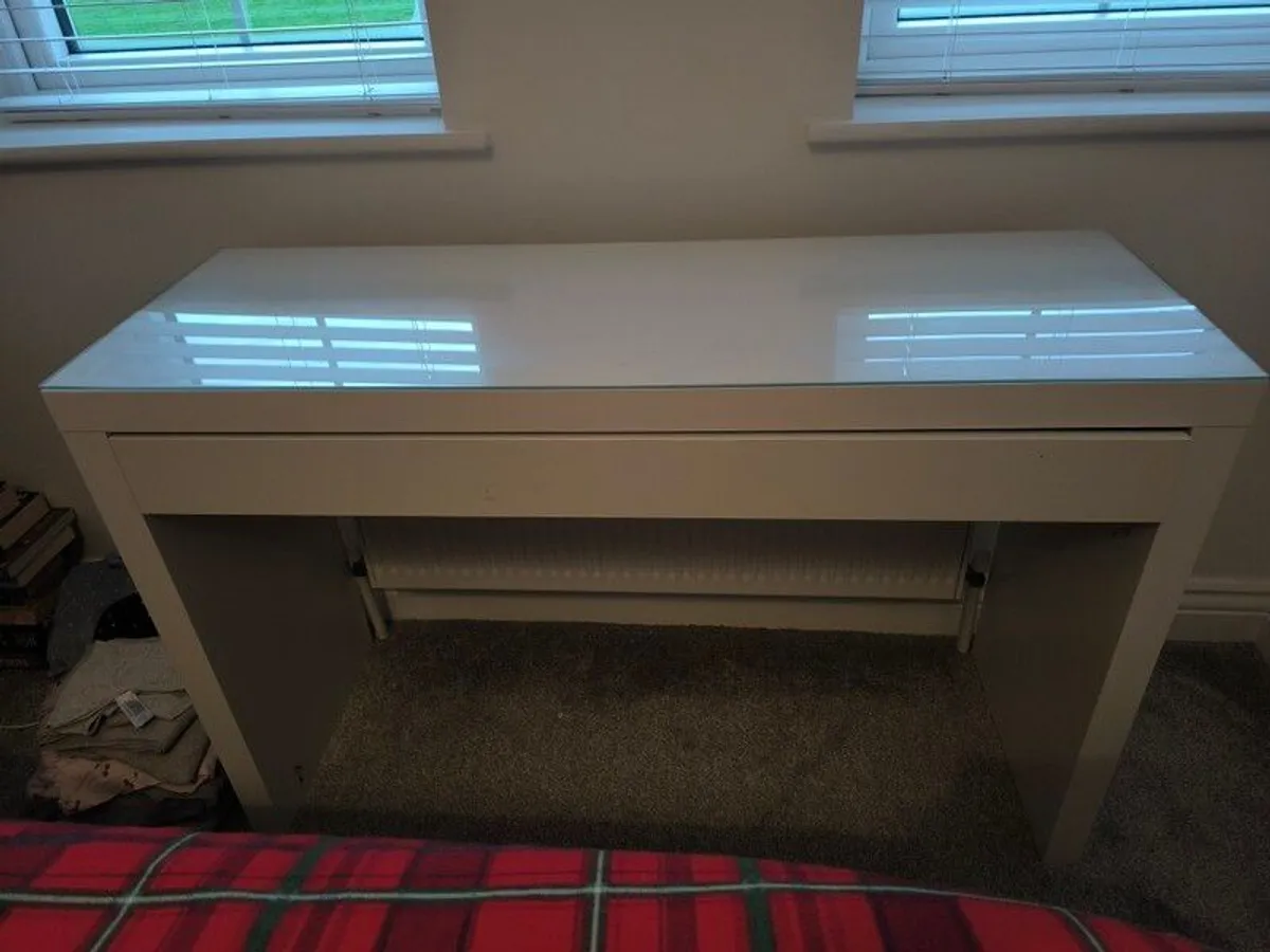 IKEA malm dressing table - Image 1