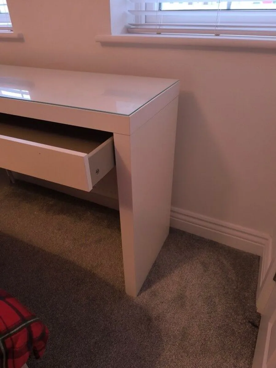 IKEA malm dressing table - Image 3