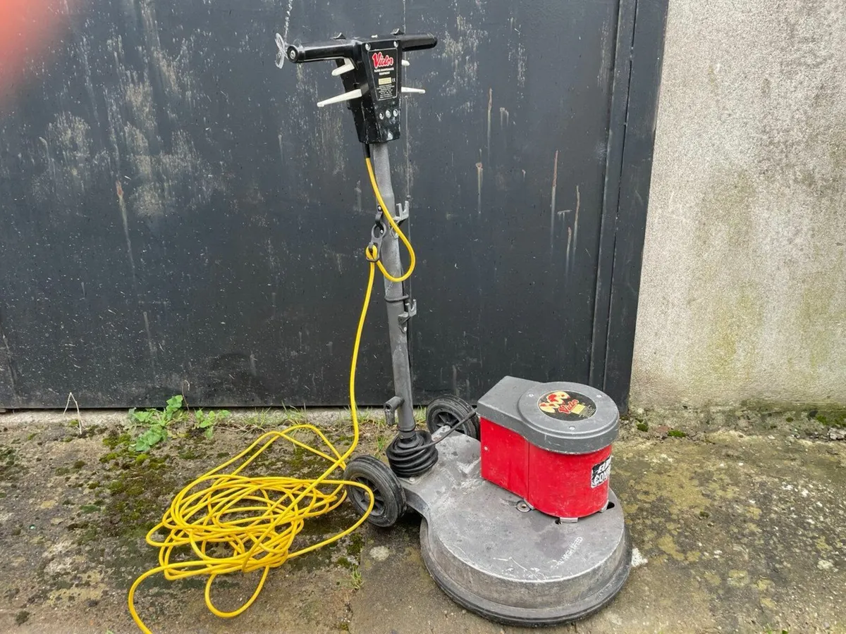 Floor Buffer/Scrubber Victor Europa Contract 450 - Image 4