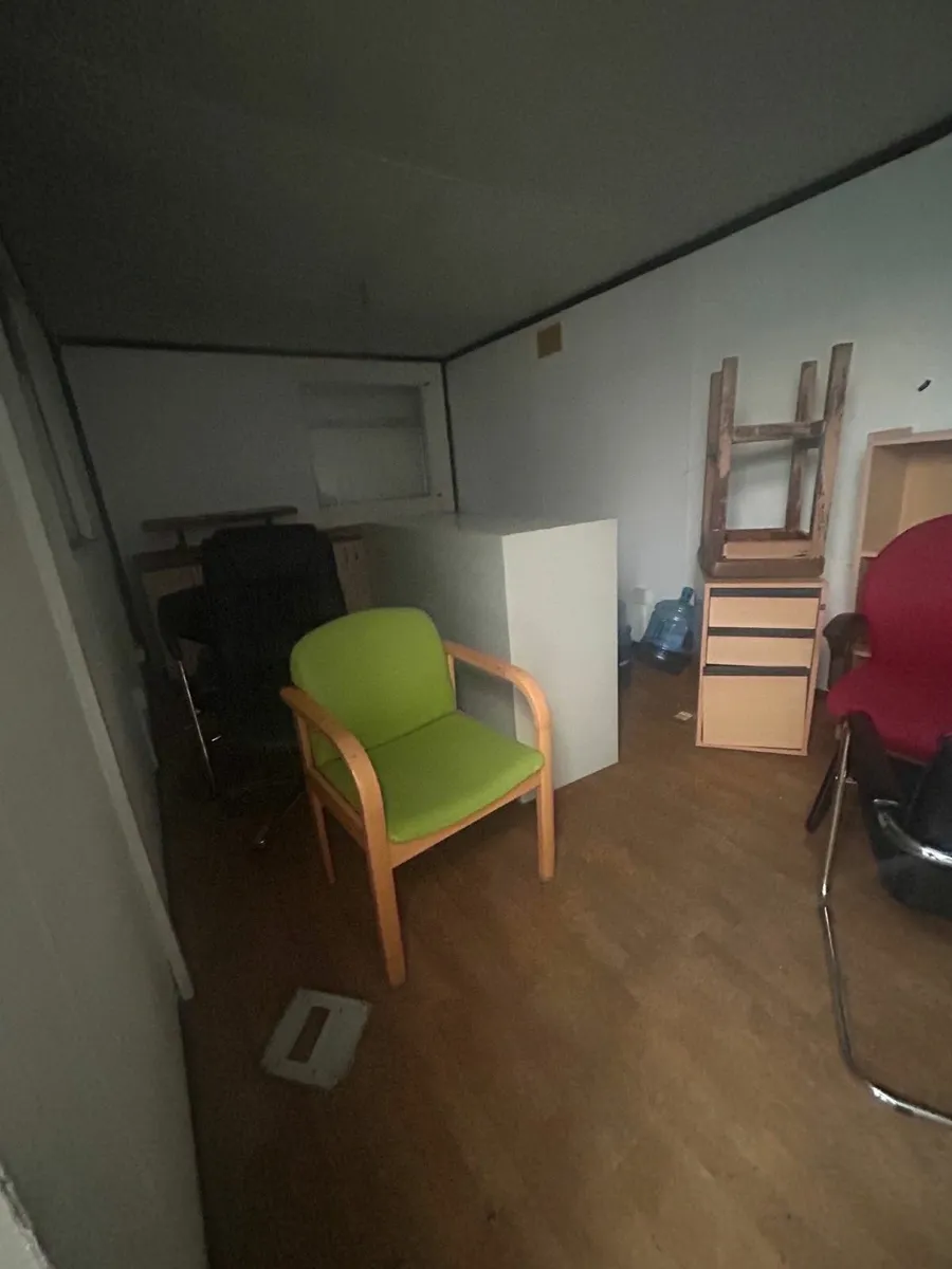 End of life Free Used Anti vandal cabin - Image 3